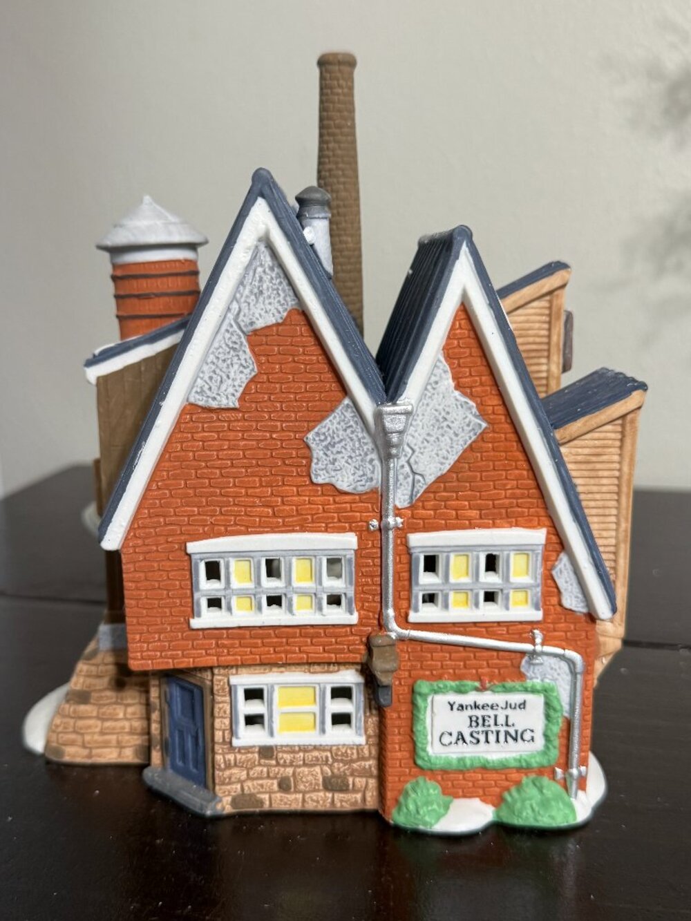 Department 56-HERITAGE New England Village Series YANKEE JUD BELL CASTING 5643-0